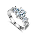 Triluna Ring