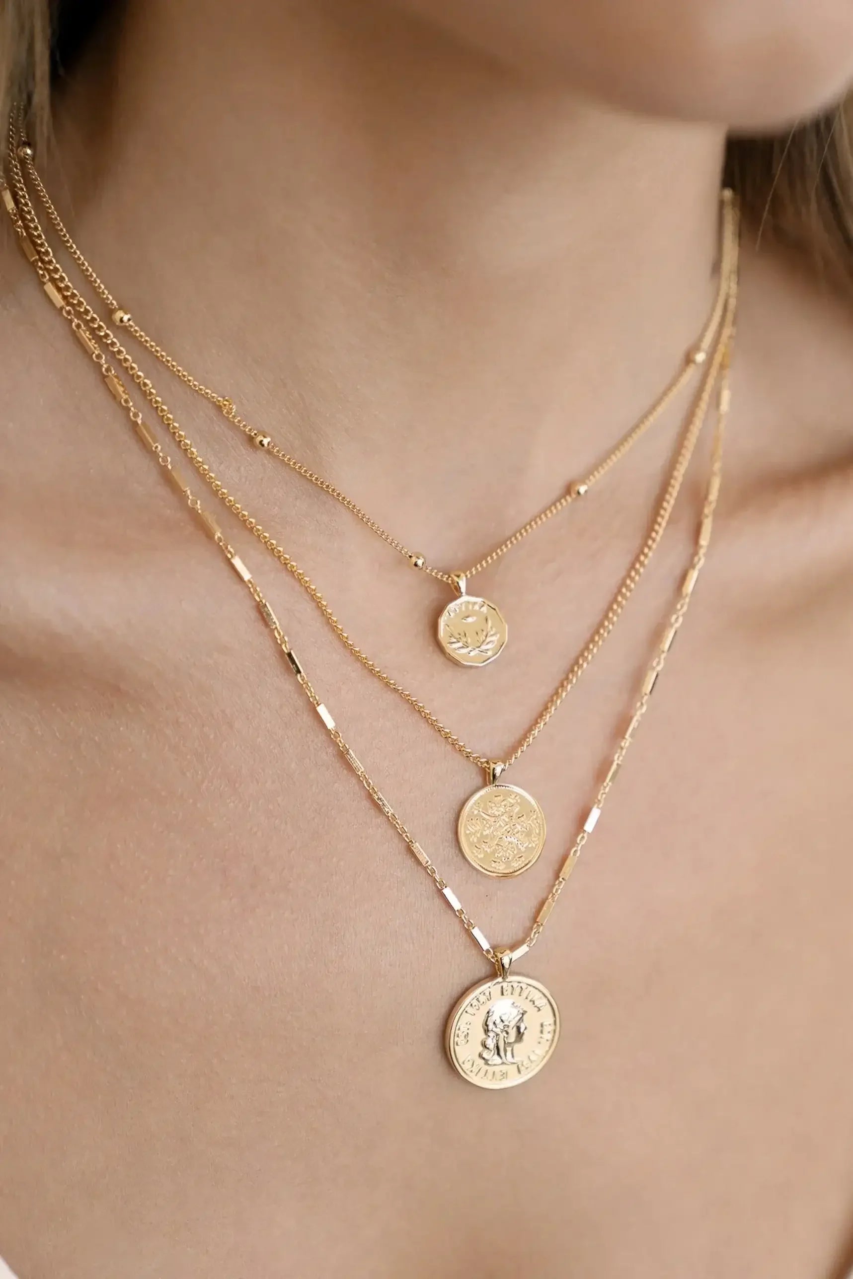 Three Coins Necklace Set