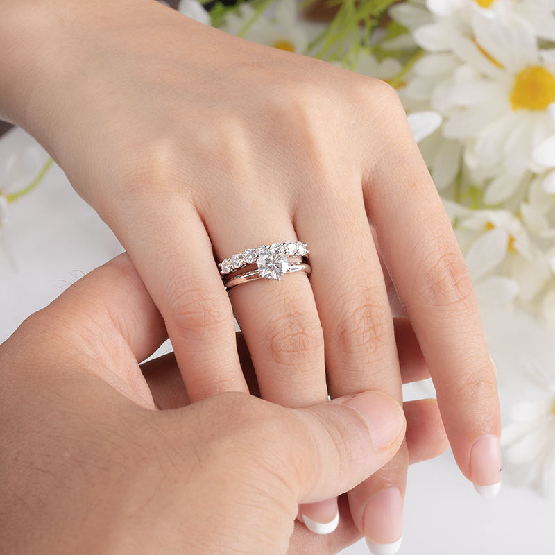 Valenza Ring