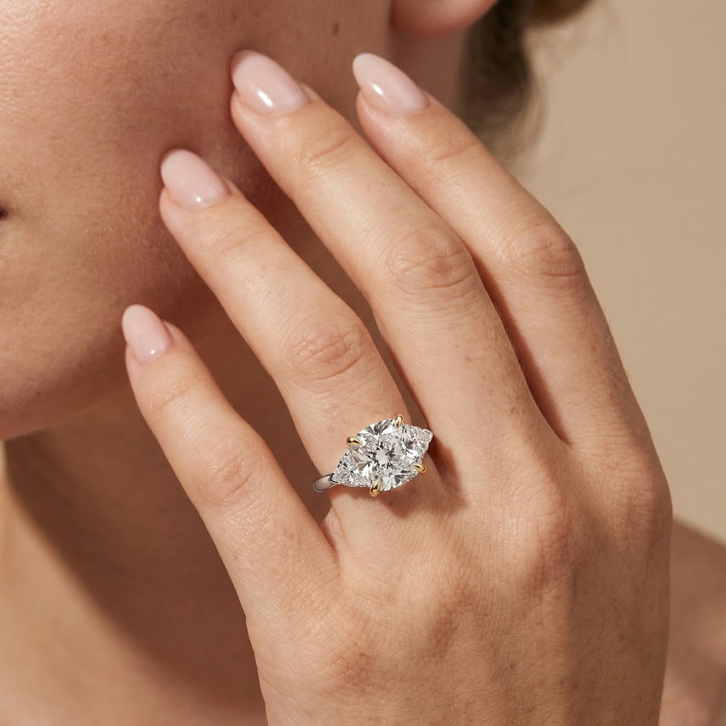 Evelyne Ring
