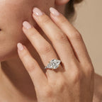 Evelyne Ring
