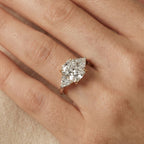 Evelyne Ring