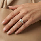 Evelyne Ring