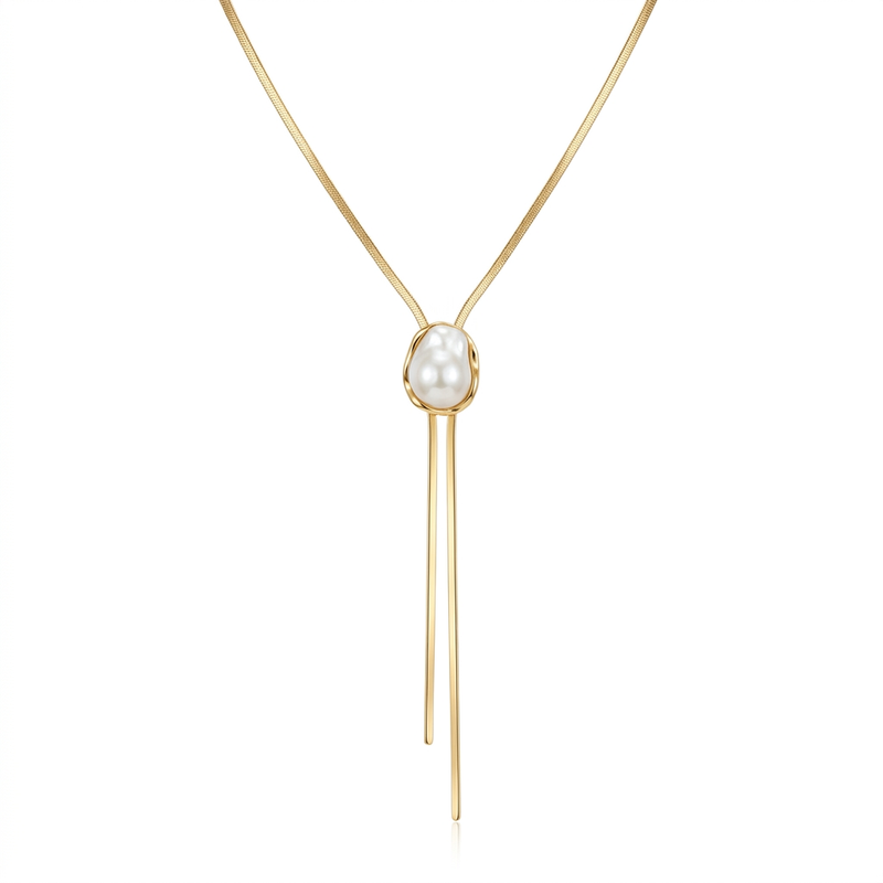 Seraphine Pearl Lariat